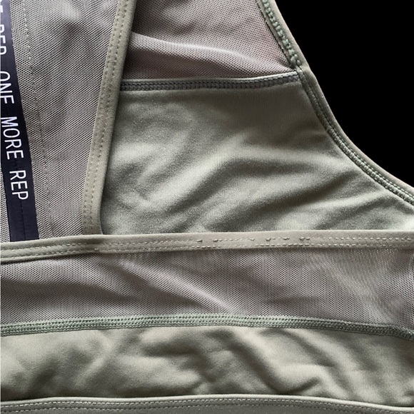 Zyia All Star Bra Olive - Picture 4 of 4